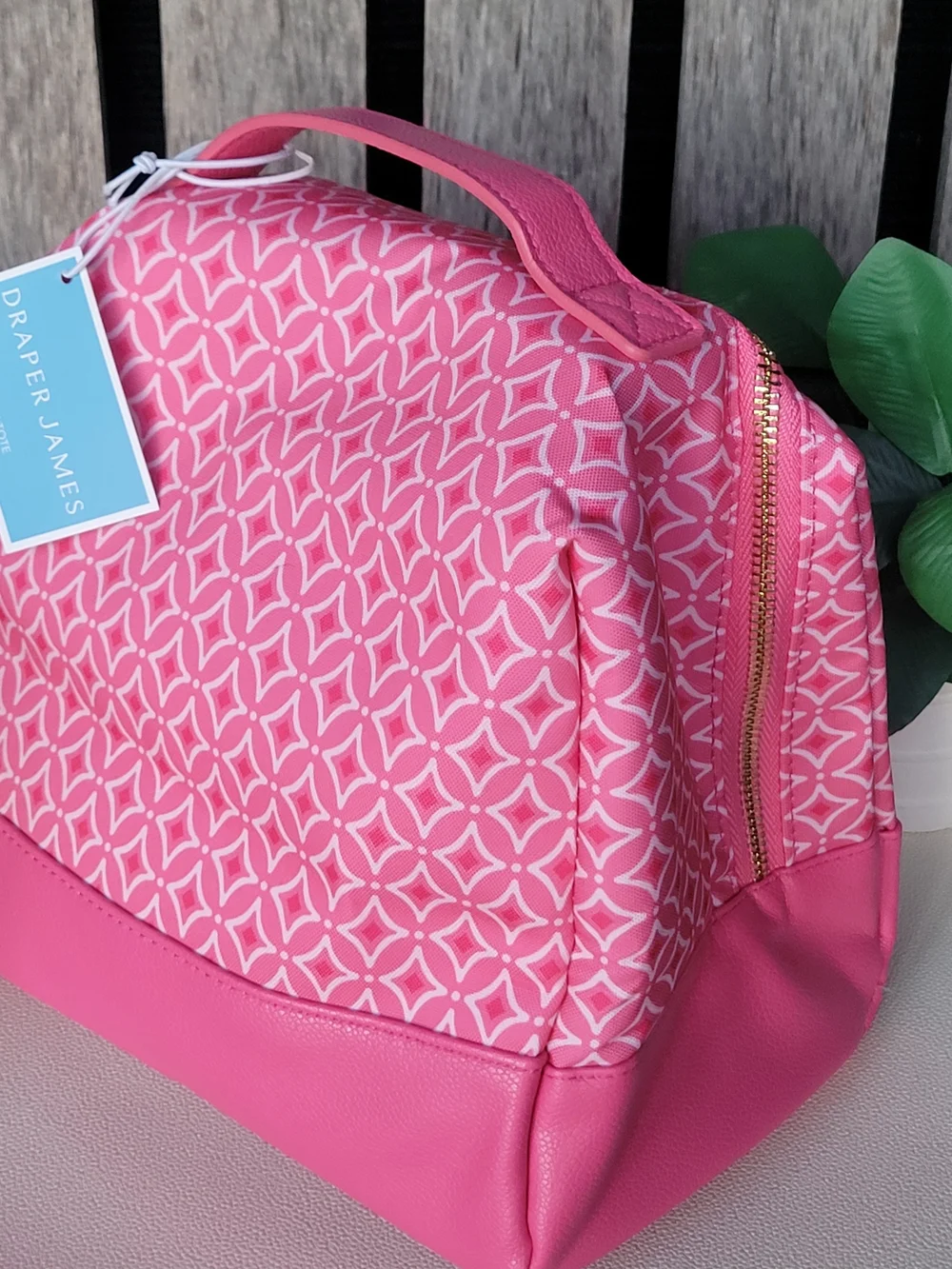Draper James Pink Patterned Geometric Insulated Nylon & Leatherette Lunch Tote - Picture 4 of 6
